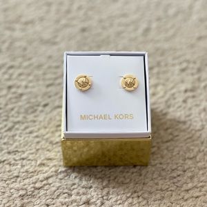MICHAEL KORS stud earrings